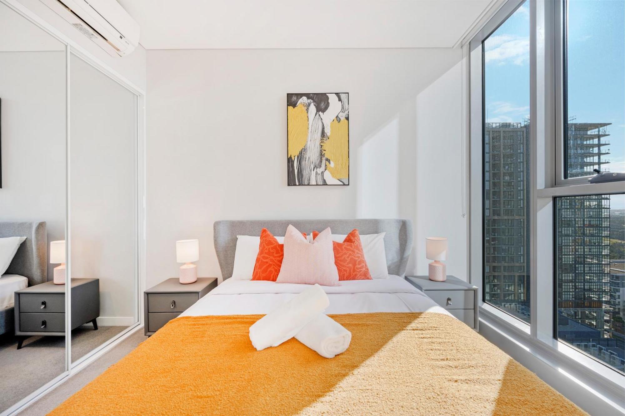 Apartment Deluxe 3b2b With Waterfront And Convenient Facilities